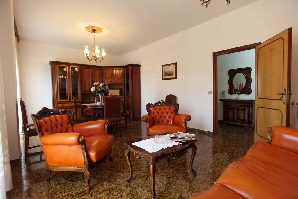 Appartement La Residenza Di Bacco à Cannara Extérieur photo