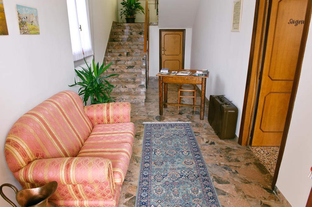 Appartement La Residenza Di Bacco à Cannara Extérieur photo